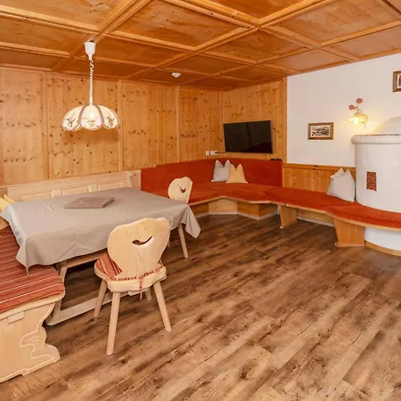 Rosenhof Apartment *